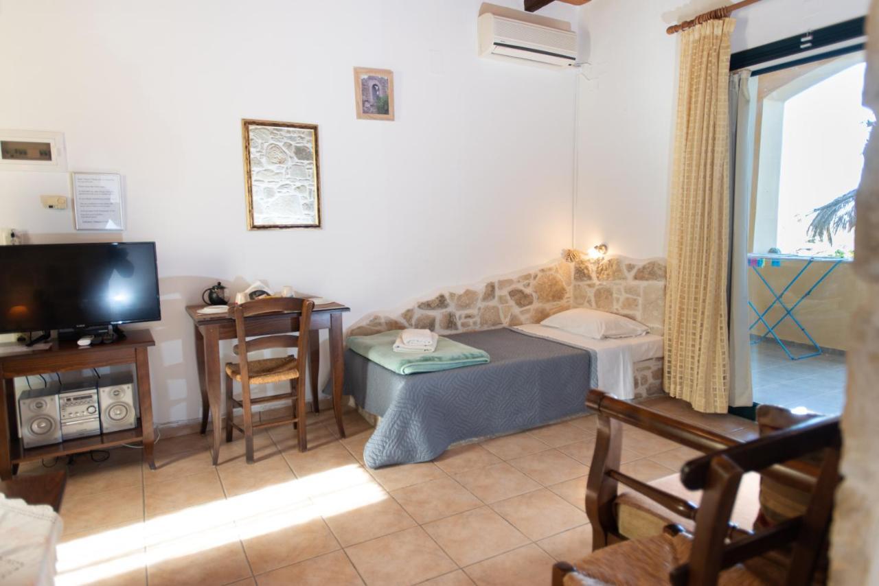 Sivas Apartments-Studios,Sigelakis With Very Nice View Exteriör bild