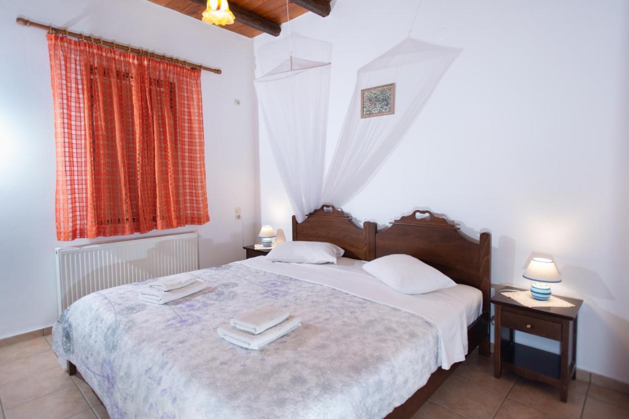 Sivas Apartments-Studios,Sigelakis With Very Nice View Exteriör bild