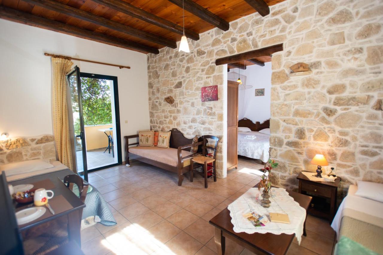 Sivas Apartments-Studios,Sigelakis With Very Nice View Exteriör bild